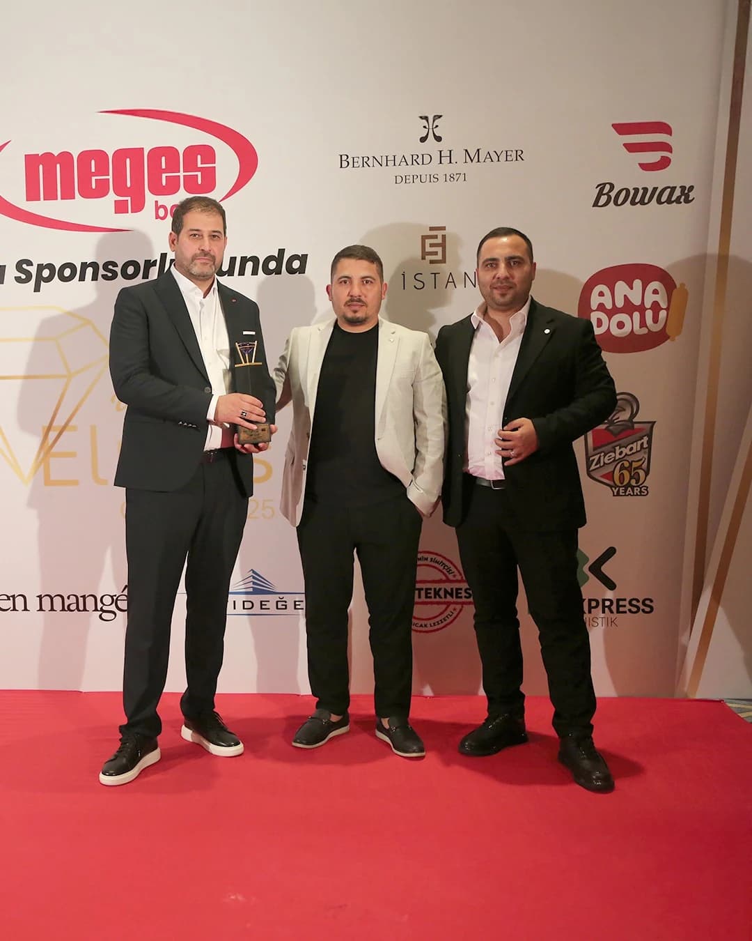 Simit Teknesi Yılın Lider Franchise Markası ödül töreni görseli 2